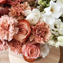 Load image into Gallery viewer, Sprung Candle